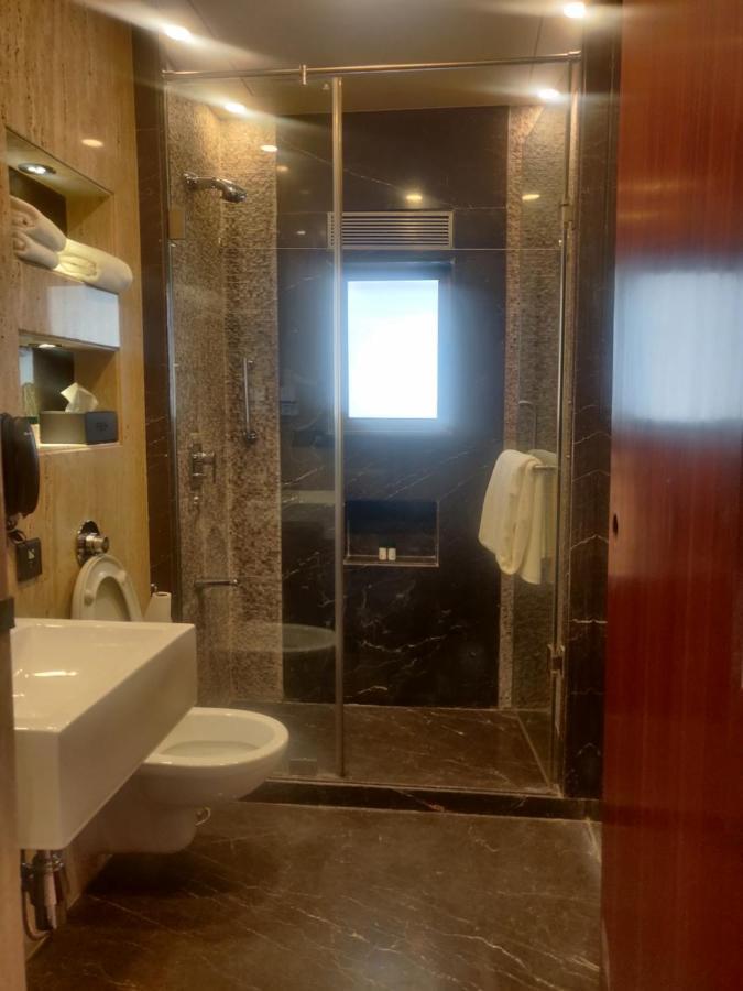 Adiva Residency Beacon, Grant Road, Mumbai Hotel Exterior photo
